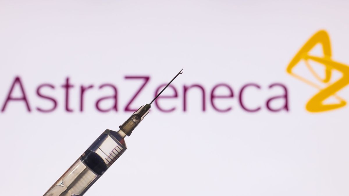 EK schválila podmínečnou registraci vakcíny od firmy AstraZeneca